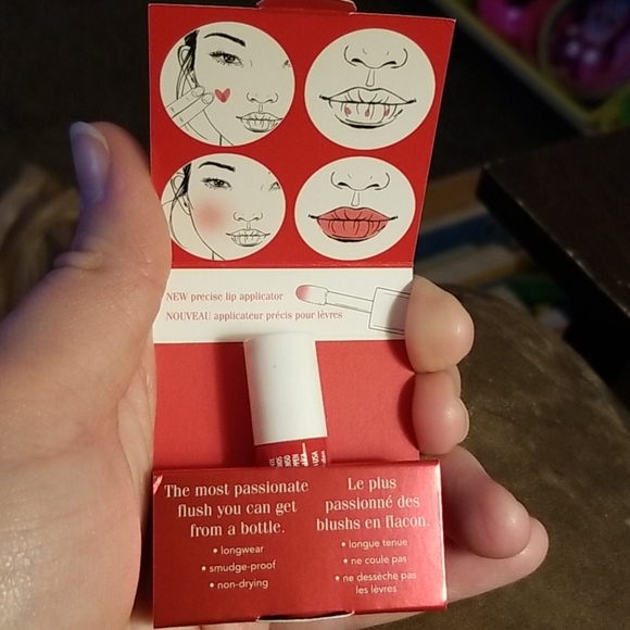 Makeup - Picture 3 of 3